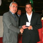 Roberto DI PORTO premiato dal presidente del Coni provinciale, Riccardo Viola