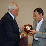 Il presidente Zarelli premia l’assessore Comunale