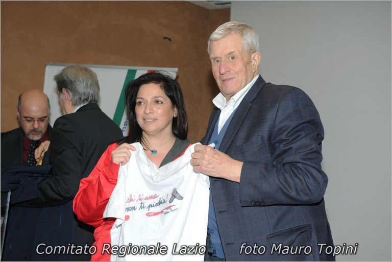 Premio “XXV novembre”, no alla violenza sulle donne